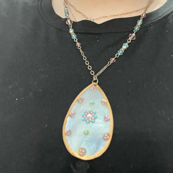Gold,blue and pink Pendant Necklace - Picture 1 of 6